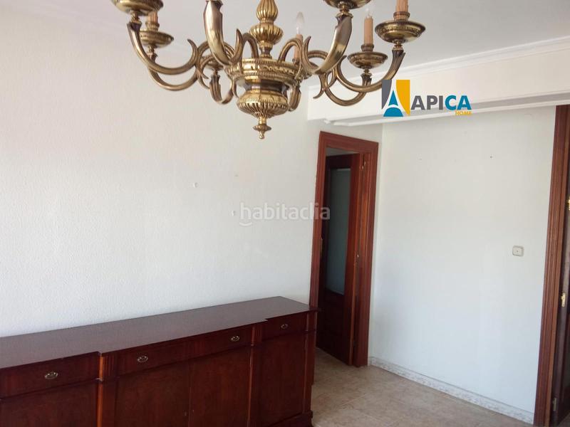 Foto 1e448e29-cf82-4ad7-a926-9f2c8f075791. Appartamento con parcheggio in Bajadilla - Fuente Nueva Algeciras