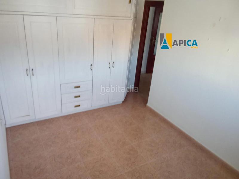 Foto 2608a7ff-3fd6-4eb9-ade0-5a8f78249c6e. Appartamento con parcheggio in Bajadilla - Fuente Nueva Algeciras