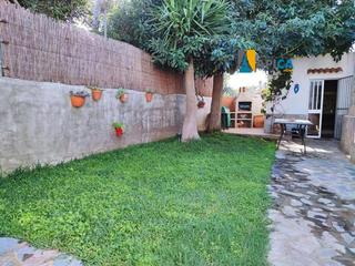 Chalet à La Muela. Tu retiro rústico y exclusivo! chalet con gran terraza y vistas