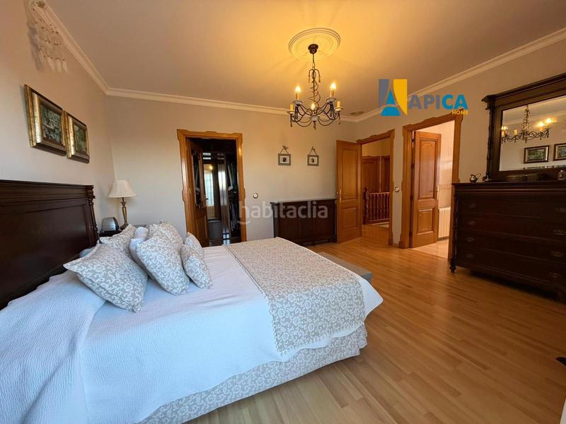 Foto 1c4a0e8b-87ec-44d3-840f-83225c65842e. Chalet avec chauffage parking piscine dans Centro-San Felipe-Huerta Fava Línea de la Concepción (La)