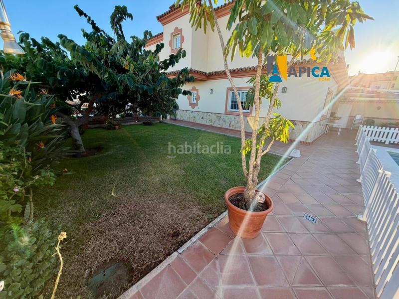 Foto 51f25d45-c1e2-435e-876b-1a0c413ac2f6. Chalet avec chauffage parking piscine dans Centro-San Felipe-Huerta Fava Línea de la Concepción (La)