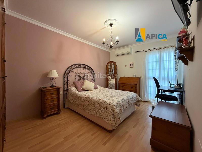 Foto 5403734e-d08b-43db-97cc-febce7a0364d. Chalet avec chauffage parking piscine dans Centro-San Felipe-Huerta Fava Línea de la Concepción (La)