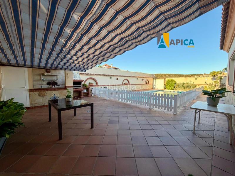 Foto 564785c9-2ffd-4dca-bfa8-0423ce06e7f6. Chalet avec chauffage parking piscine dans Centro-San Felipe-Huerta Fava Línea de la Concepción (La)