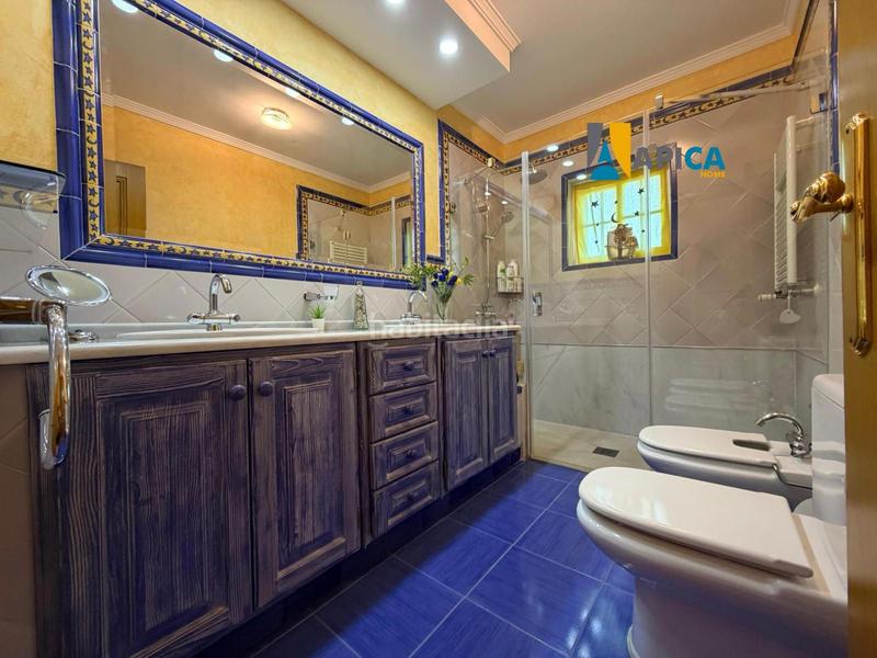 Foto aa662530-4dc6-47a8-93fa-e928543da2d9. Chalet avec chauffage parking piscine dans Centro-San Felipe-Huerta Fava Línea de la Concepción (La)