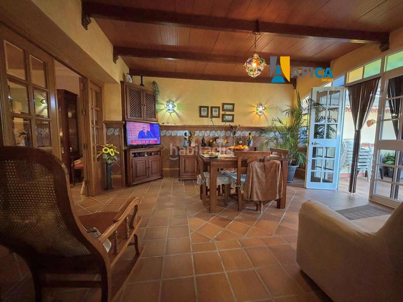 Foto cc43ce92-7c05-47c0-81be-30e962fd05d6. Chalet avec chauffage parking piscine dans Centro-San Felipe-Huerta Fava Línea de la Concepción (La)