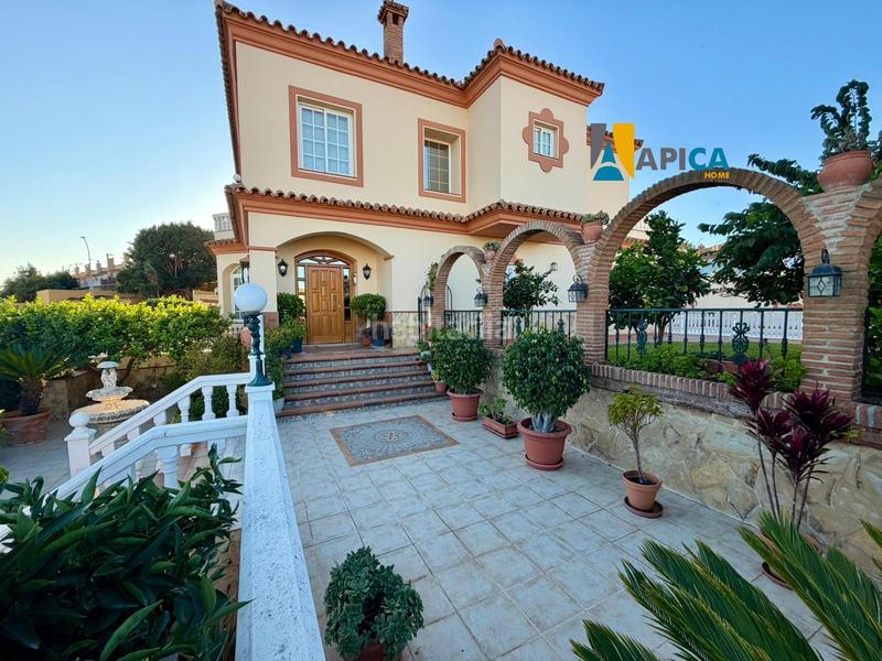 Foto ec22ea4b-2dfd-4851-a6aa-3e3b4d60eaaa. Chalet avec chauffage parking piscine dans Centro-San Felipe-Huerta Fava Línea de la Concepción (La)