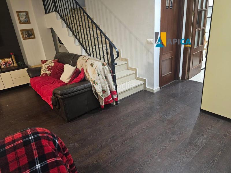 Foto 5d239729-6318-4f44-89bd-50c2c49e9d67. Maison jumelée dans Centro-San Felipe-Huerta Fava Línea de la Concepción (La)