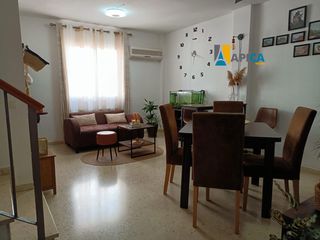 Casa adossada a San Enrique-Guadiaro-Pueblo Nuevo