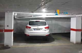 Aparcament cotxe a Centro-San Felipe-Huerta Fava. Se vende plaza de garaje en la linea de la concepción