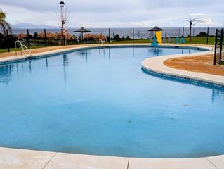Appartamento in Alcorrín. Se vende piso en urb princesa cristina, manilva