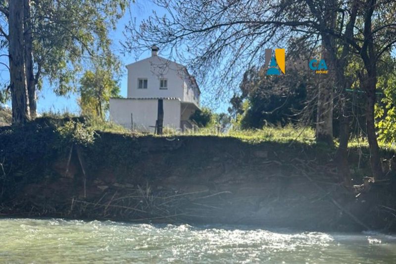 Foto 7f9f429b-3645-459b-92b5-c1ca5e9af7e1. Casa amb aparcament a Benalauría