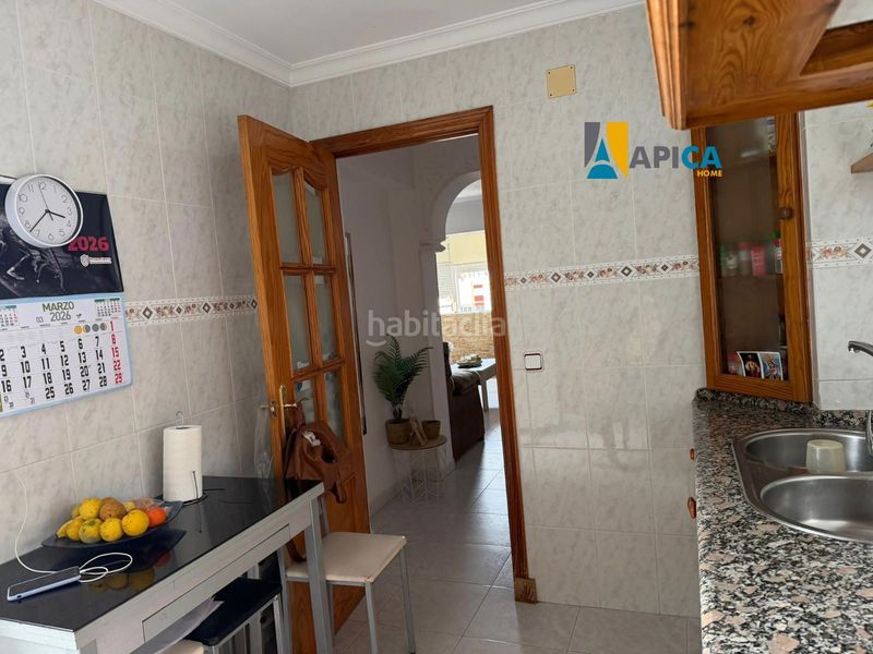 Foto 6f11e77e-5763-4cae-aca4-dfe5efa51174. Piso  de 4 dormitorios a 5 min a pie de la playa del carmen en Barbate