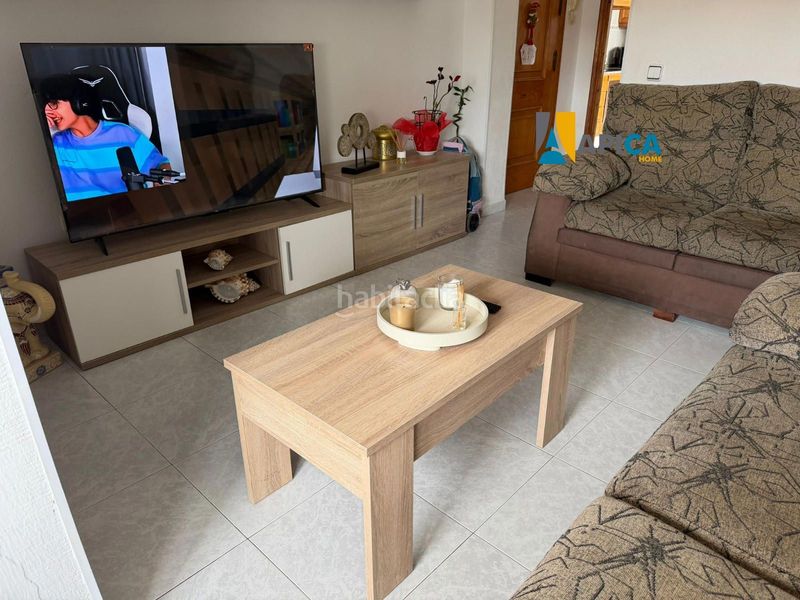 Foto 8983ffa9-7a0c-451b-959c-550a475826fe. Piso  de 4 dormitorios a 5 min a pie de la playa del carmen en Barbate