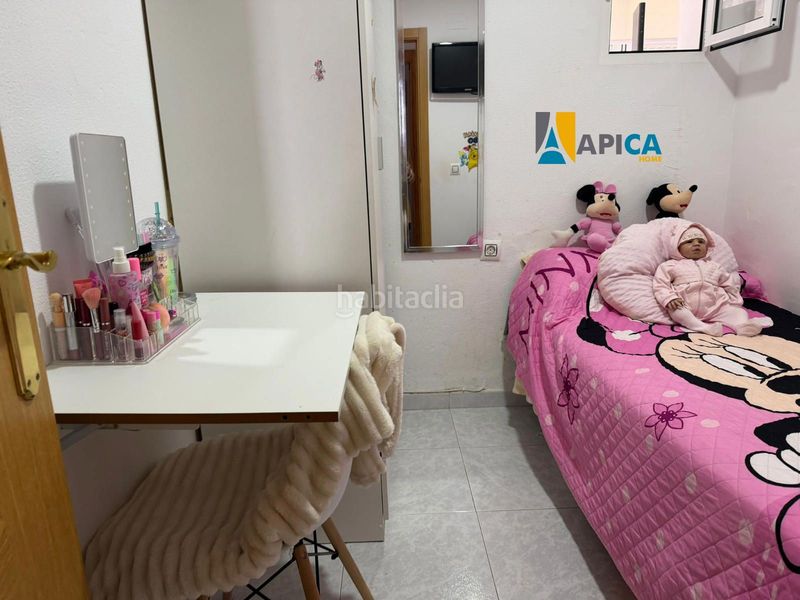 Foto f5a376d8-2b27-4603-8022-24a5313ba137. Piso  de 4 dormitorios a 5 min a pie de la playa del carmen en Barbate