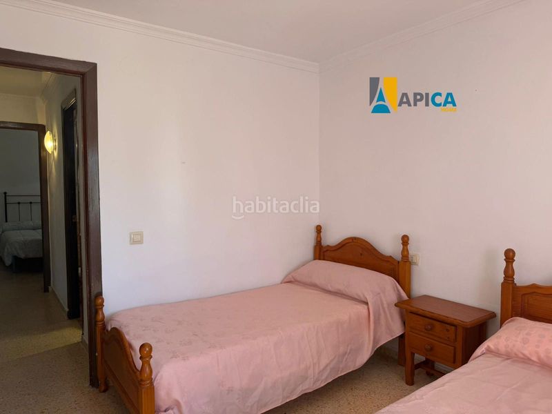 Foto d03b1c38-e4a7-4ae5-840a-175c421b50b4. Pis a Barbate Barbate