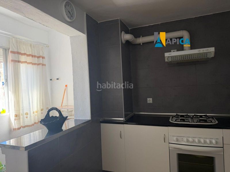 Foto fba8cd58-8c81-4f13-a03f-27aad3e567b6. Pis a Barbate Barbate