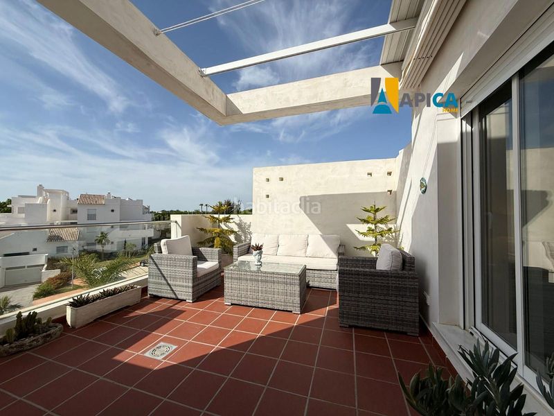 Foto 0cfe7a3d-c27a-4d43-b6f6-2b90ea84a81e. Àtic amb aparcament piscina a Las Tres Piedras - Costa Ballena Chipiona