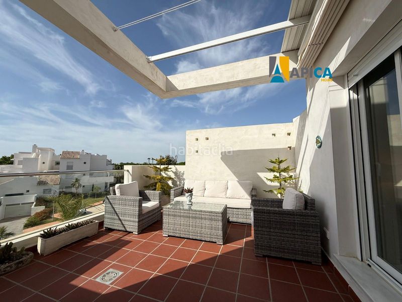 Foto e01ac5bc-5108-459b-a569-4c1d1ce6e6ff. Àtic amb aparcament piscina a Las Tres Piedras - Costa Ballena Chipiona