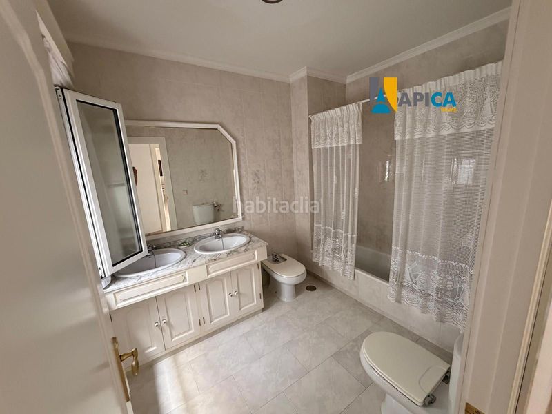 Foto 55c59185-1644-45bd-a1a5-f2c3d93921e5. Edificio  singular en la zona nueva de Vejer en Vejer de la Frontera
