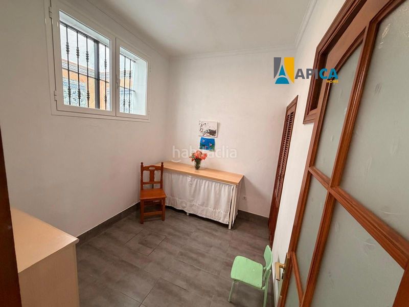 Foto e8595fcf-18b6-4011-ae7a-bedde89fb1d1. Edificio  singular en la zona nueva de Vejer en Vejer de la Frontera