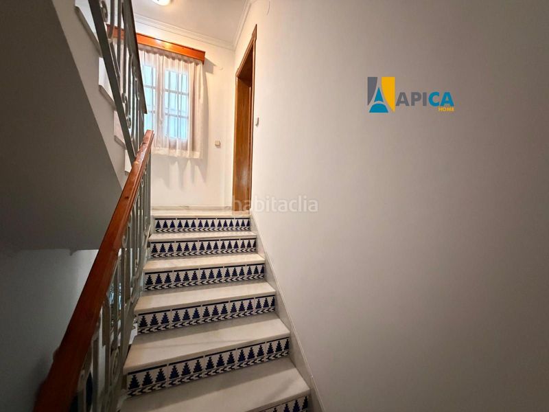 Foto f01f5c45-1a3c-46be-8a32-516b7be816cf. Edificio  singular en la zona nueva de Vejer en Vejer de la Frontera