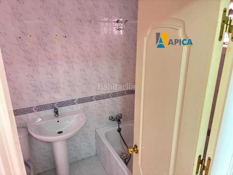 Foto c0b21528-69a4-4337-b966-d333626bff1a. Pis amb aparcament piscina a San García Algeciras