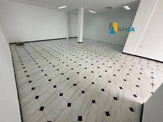 Local Comercial a Barbate. Gran local de 157m con infinitas posibilidades en barbate!