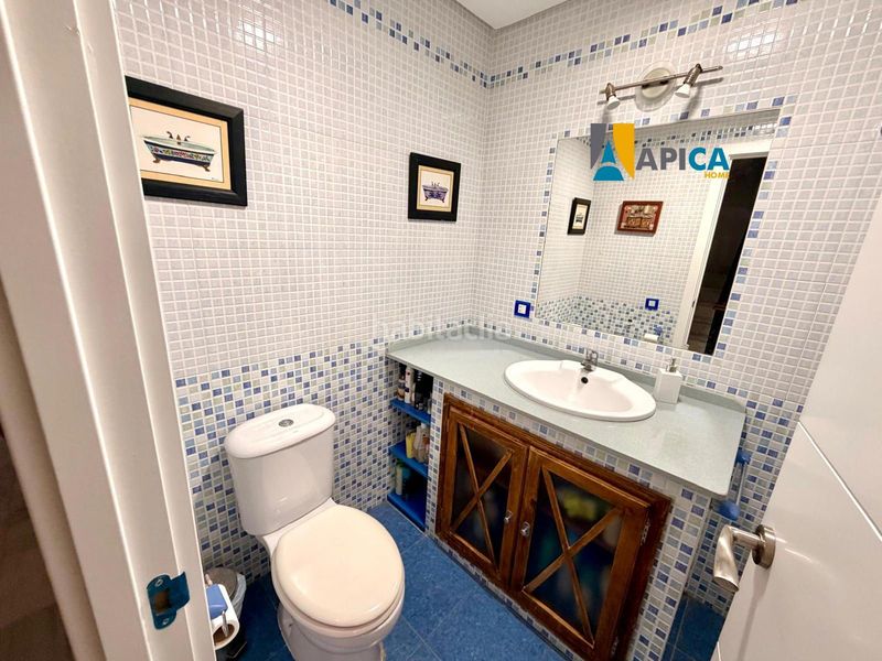 Foto bd541731-240b-4f6a-abef-0512be9572e9. Casa adossada amb calefacció a Barbate Barbate
