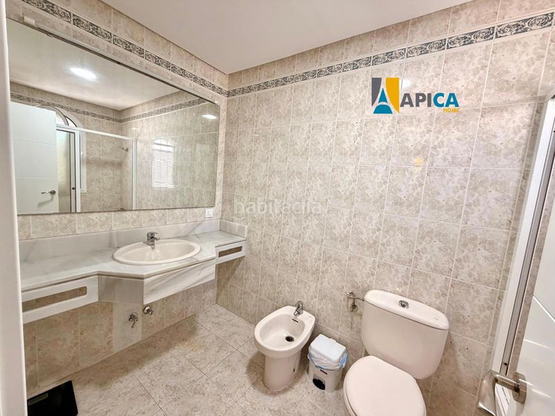 Foto ce080d6f-6532-428f-827d-6d73f2c7d27b. Casa adossada amb calefacció a Barbate Barbate