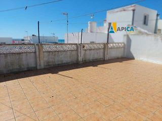 Haus in Conil. Oportunidad única! casa independiente en pleno centro de conil z