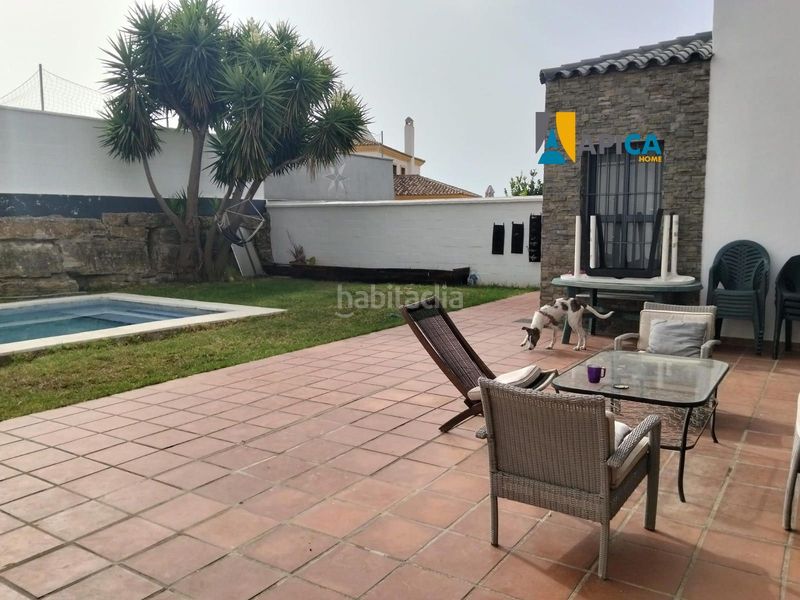 Foto ab8fe996-a856-4723-9e6f-38b2345c7c2d. Casa adossada amb aparcament piscina a La Granja - La Colina - Los Pastores Algeciras