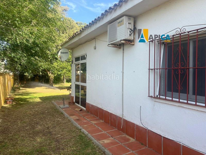 Foto b4ecc55c-13ca-4def-a7d8-00b059abced9. Chalet avec piscine dans Barrio Nuevo Conil de la Frontera
