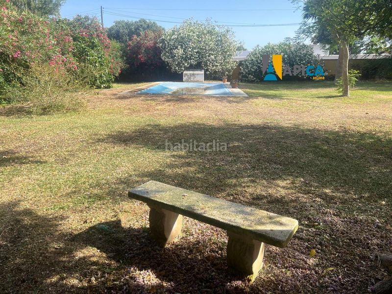 Foto c9f434c8-78cb-4fe1-874a-80ff0f097407. Chalet avec piscine dans Barrio Nuevo Conil de la Frontera