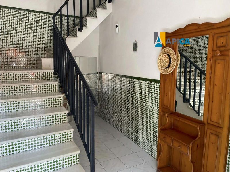Foto 7613e870-7592-4a41-8511-5cf2f3438655. Casa amb calefacció aparcament a Barrios (Los)