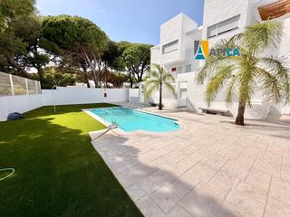 Duplex à Los Caños de Meca. En los caños de meca! dúplex con piscina privada a 150m de la pl
