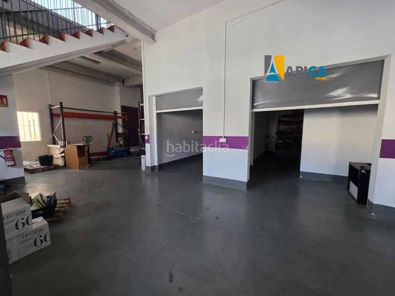Foto b85f0e0b-5bf8-4f89-b834-78d2b1a15f8a. Industrial building in Los Pinos Algeciras
