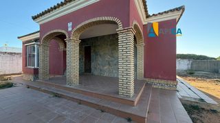 Chalet à Los Franceses - La Vega. Chalet hipotecable de 124 m con contador de luz en pinar de los