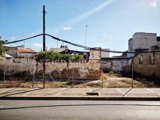 Terreny residencial a Santiago - Coronación. Solar centro de jerez 150.000