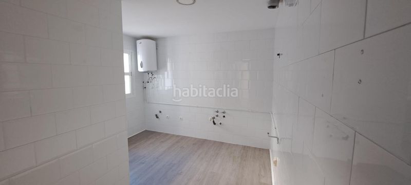 Foto c159b76a-bee5-46bd-8ed5-b479cc13cd6c. Pis amb aparcament a Centro Jerez de la Frontera