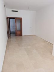 Etagenwohnung in Centro. Plza. alfonso sánchez ferrajon 244.900