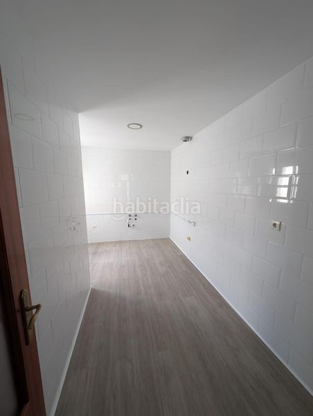 Foto f5fab1c5-0eb0-442a-b08c-c607d452eff4. Pis amb aparcament a Centro Jerez de la Frontera