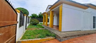 Maison à Puertas del sur - Guadabajaque. Campo de golf 409.800