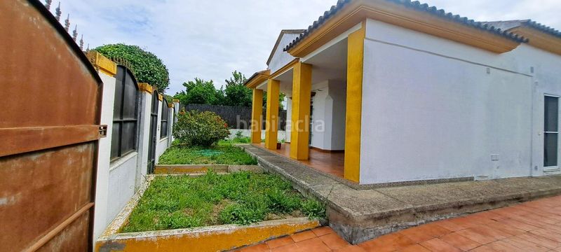 Foto 30bc688c-f6b4-4c51-9853-b997a5153270. Casa amb aparcament piscina a Puertas del sur - Guadabajaque Jerez de la Frontera