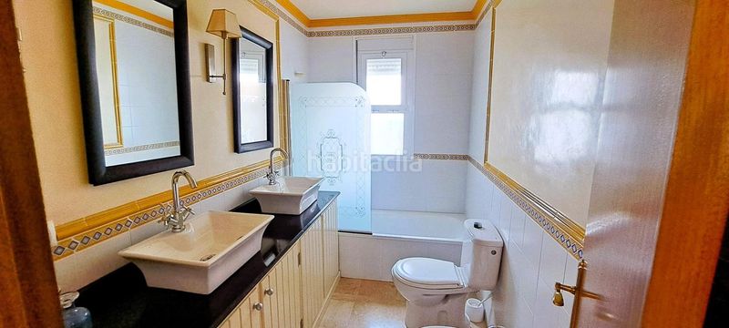 Foto b814efed-0a66-40ac-9f2a-b7c4181b864f. Casa amb aparcament piscina a Puertas del sur - Guadabajaque Jerez de la Frontera