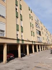 Lloguer Pis a Centro. Piso en alquiler en la zona del cartabón para temporada escolar.