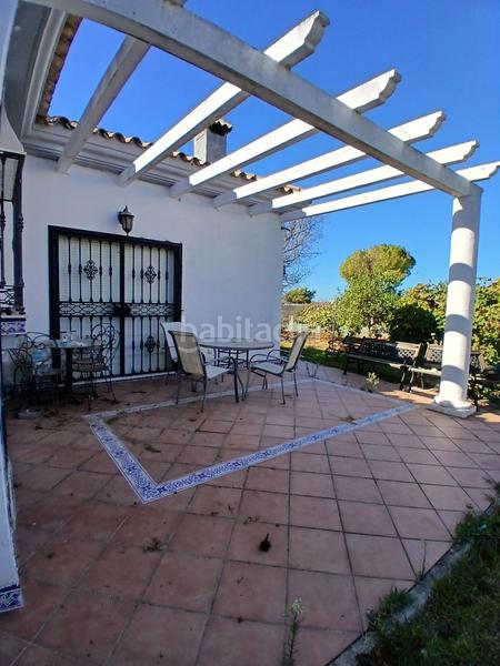 Foto 2e59a5e4-443b-4ae1-9c42-50c1d23460ba. Xalet amb piscina a El Almedral Puerto Real