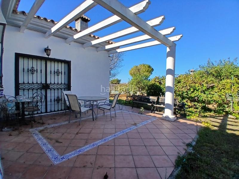 Foto 2e658694-a49d-477b-bf30-491723271a66. Xalet amb piscina a El Almedral Puerto Real