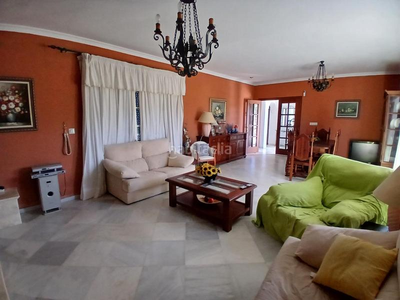 Foto 536623a3-f0bf-44a3-bc04-612995d976d9. Xalet amb piscina a El Almedral Puerto Real