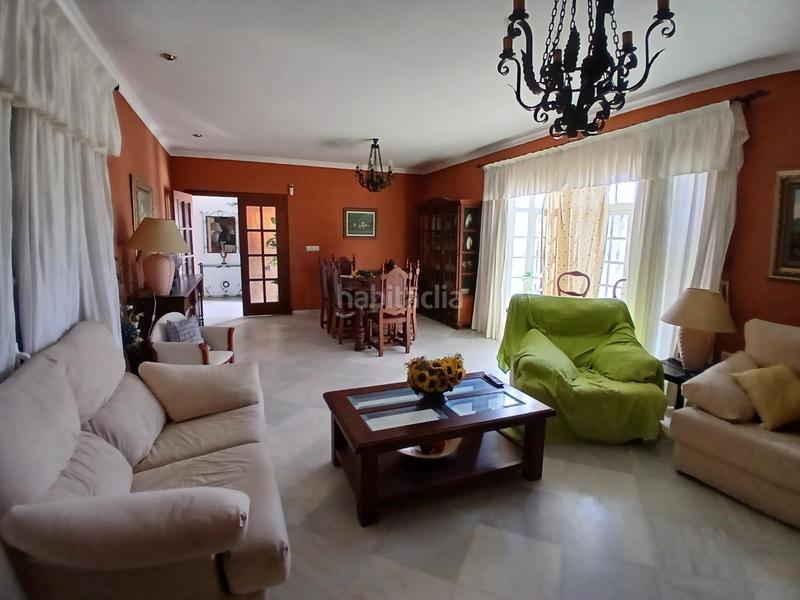 Foto e4fc4141-9b28-47f0-8005-2e53dd4cc38c. Xalet amb piscina a El Almedral Puerto Real