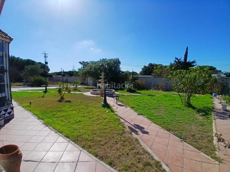 Foto e9809ba0-7299-40d9-be8c-ca9f8ad6358d. Xalet amb piscina a El Almedral Puerto Real